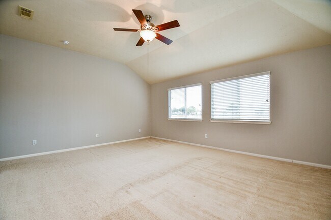 Building Photo - 16230 S Southern Stone Dr