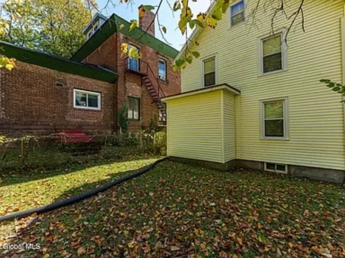 Building Photo - 1508 Tibbits Ave