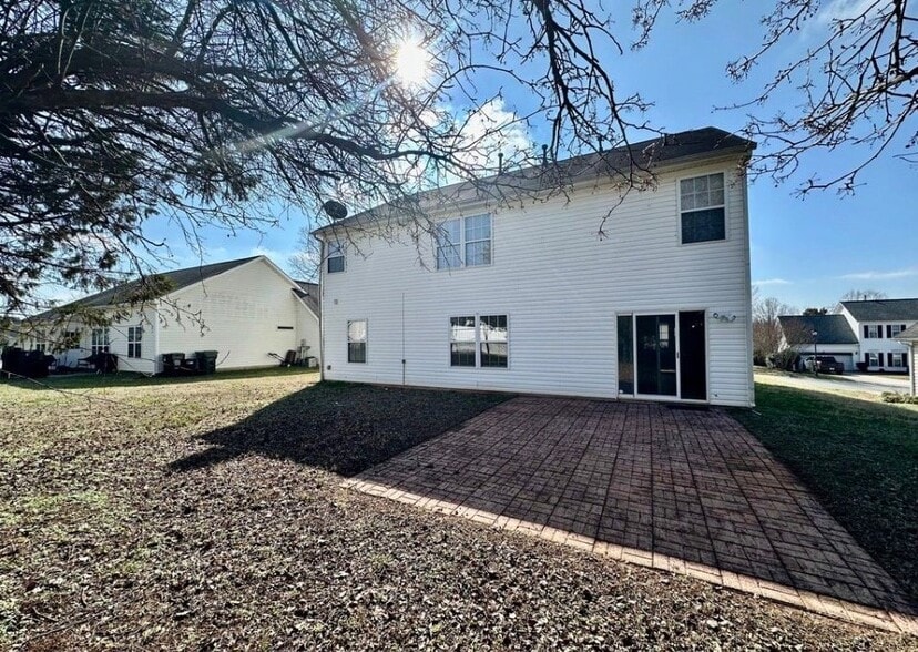 Building Photo - 5787 Dove Point Dr SW