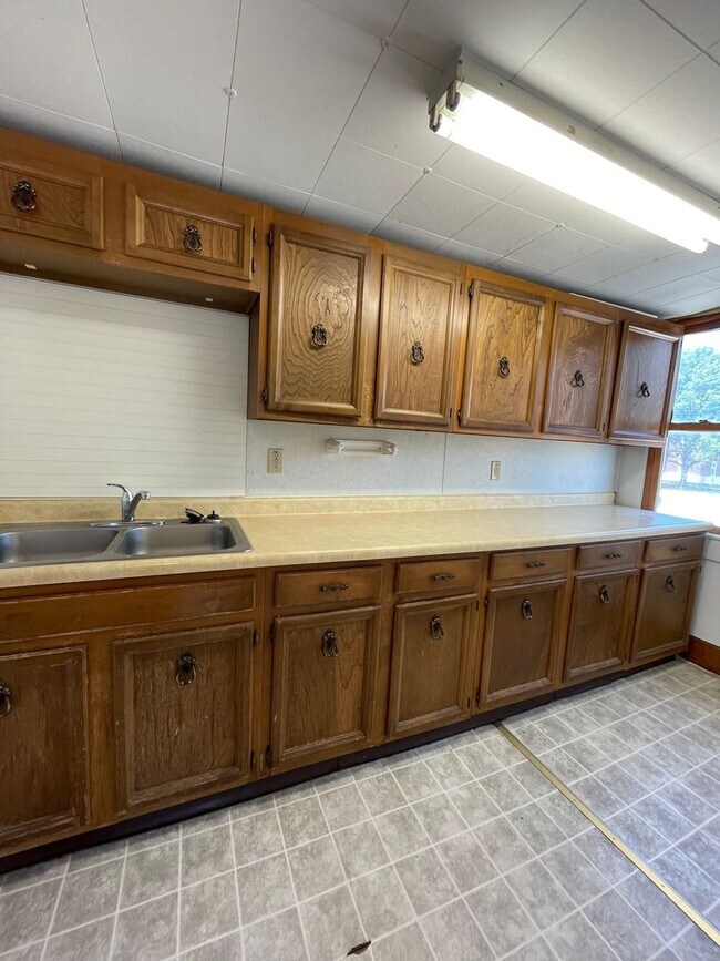 Building Photo - 1127 Market St