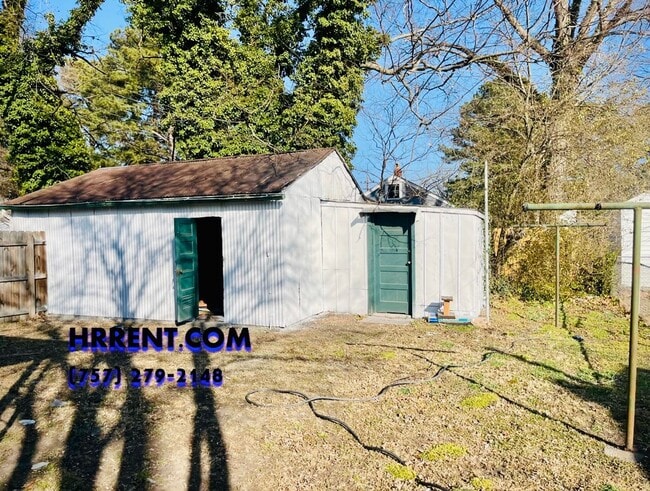 Building Photo - Coming Soon....... Adorable 2 Bedroom 1 Bath Single Family Home located in the Mt. Herman area of...
