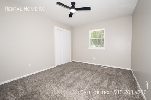 Building Photo - 16413 W 123rd St