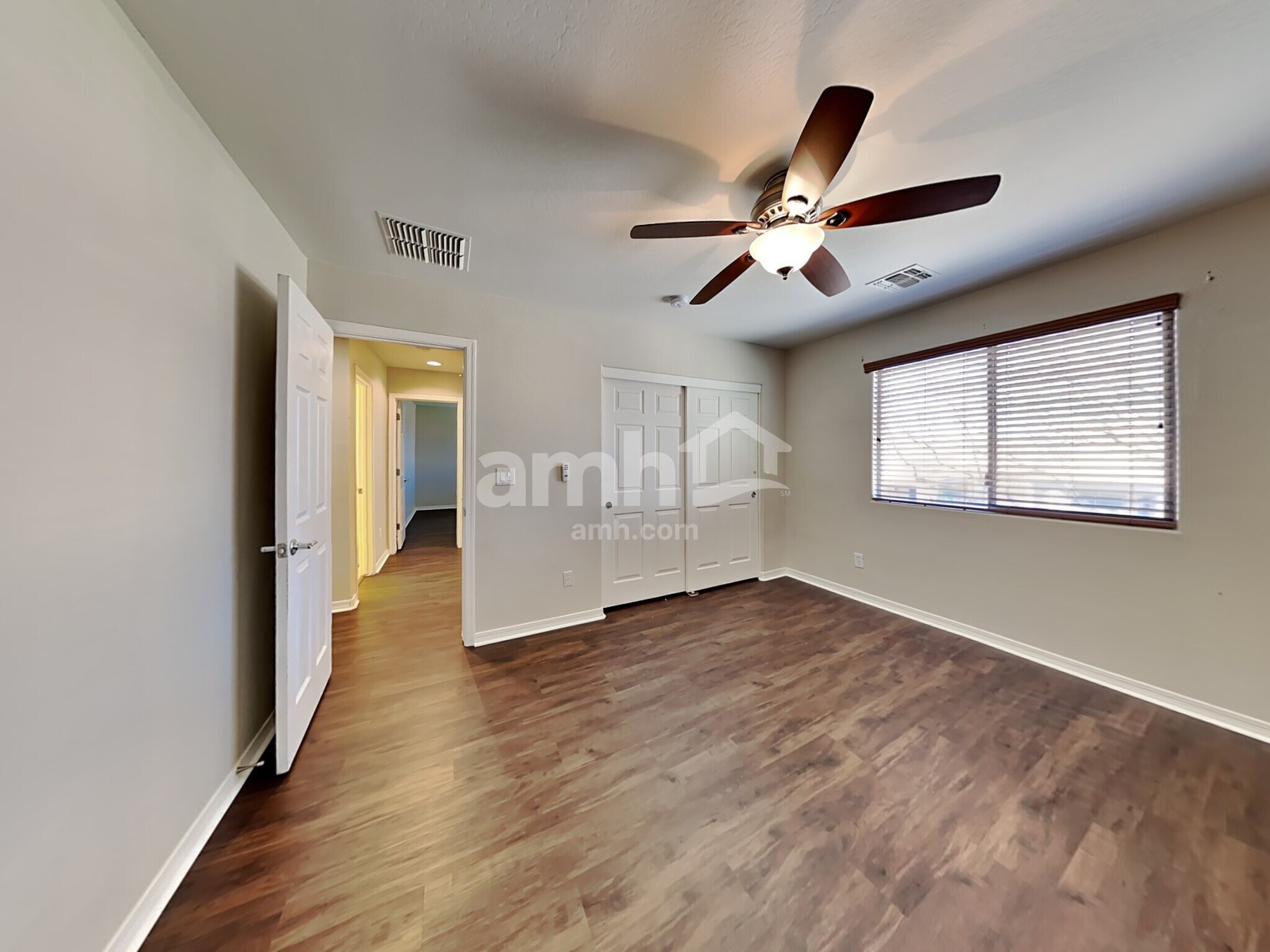 Building Photo - 2542 W Cordia Ln