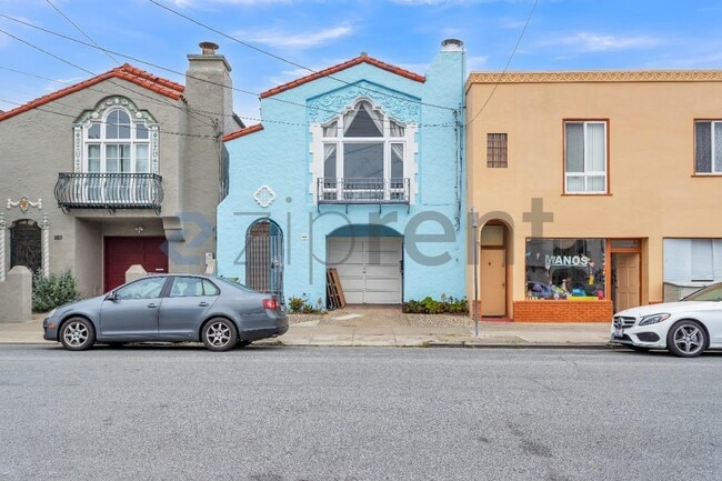 Building Photo - 1578 43rd Ave