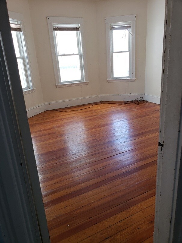 Building Photo - 348 Faneuil St