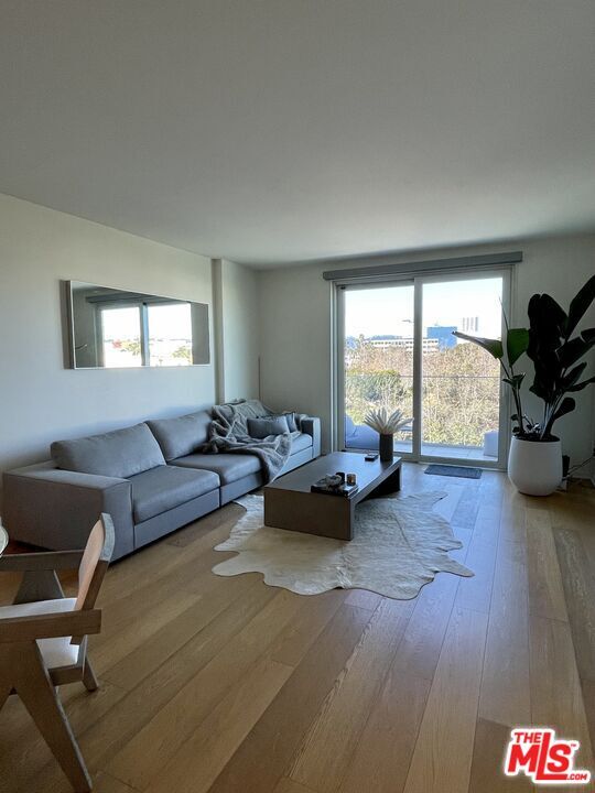 Building Photo - 1705-1725 Ocean Ave