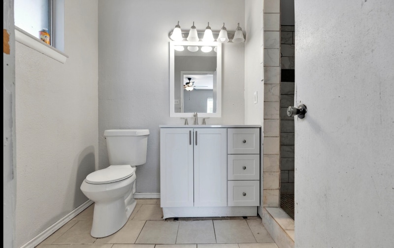 Building Photo - 318 Avalon St