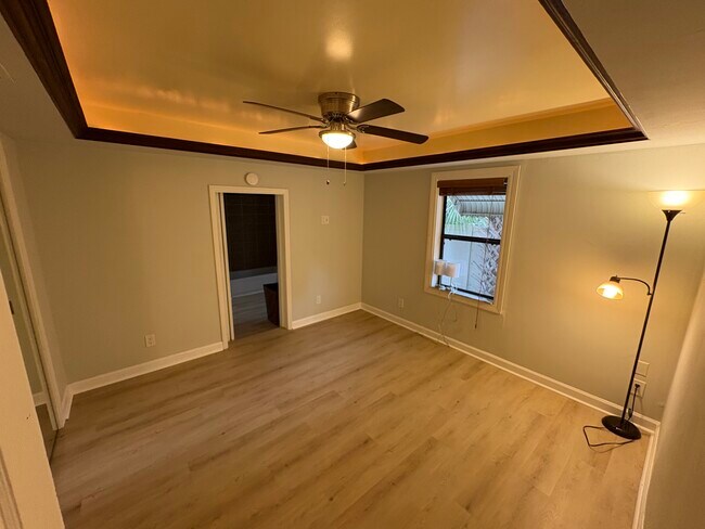 Building Photo - 3520 3rd Ave N