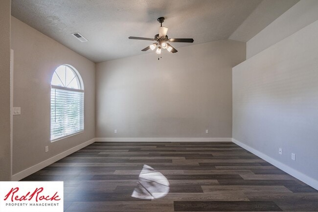 Building Photo - 1115 N 1340 W Cir