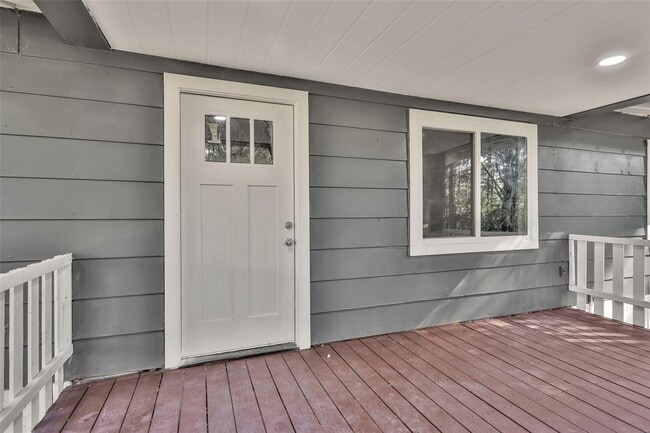 Building Photo - 26424 Leisure Ln