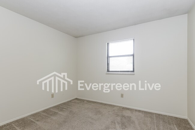 Building Photo - 6432 Appleseed Pl