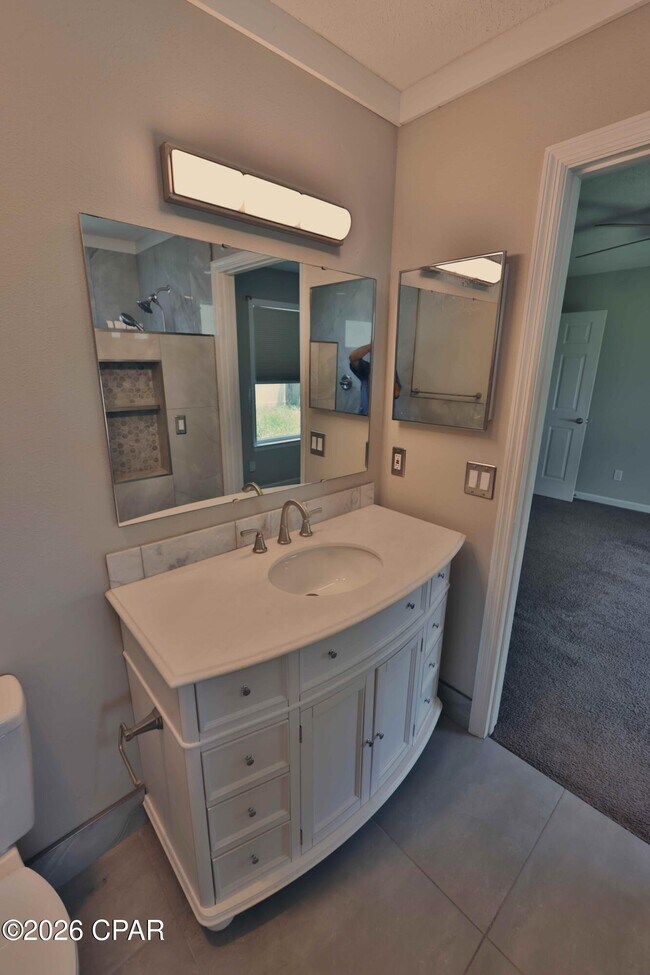 Building Photo - 3931 Treasure Cir