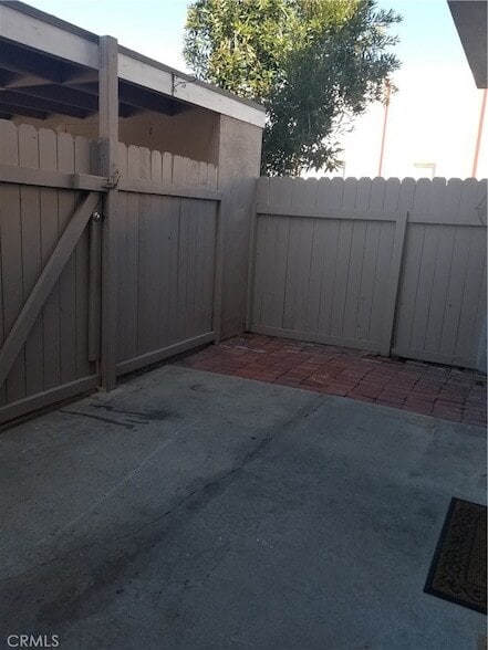 Building Photo - 16932 Limelight Cir