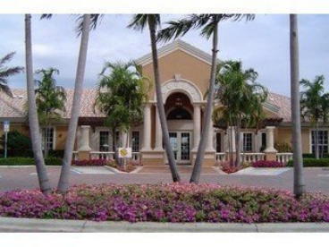 Building Photo - 1830 Florida Club Dr
