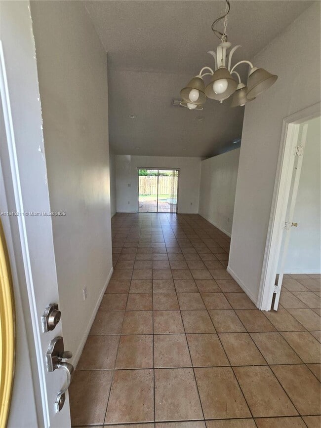 Building Photo - 14300 SW 152nd Pl