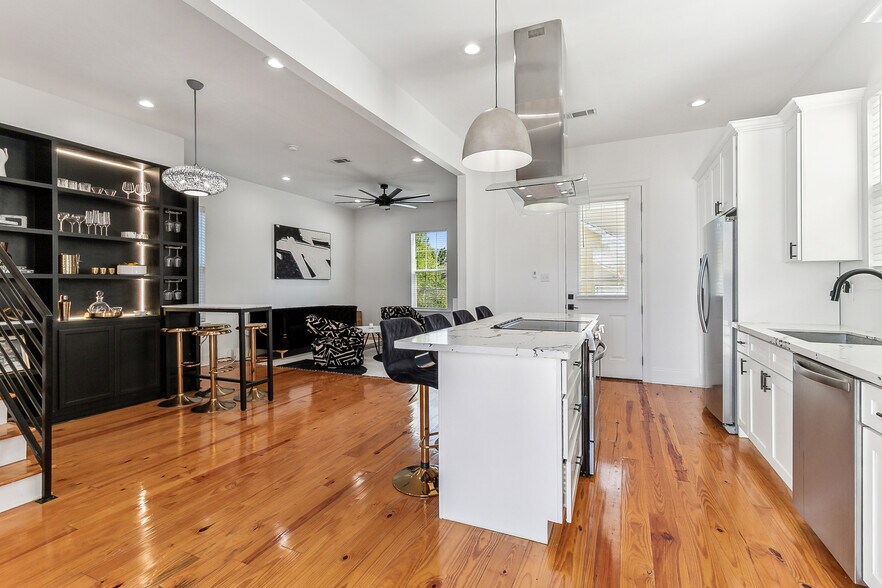 Building Photo - 2810 N Rocheblave St