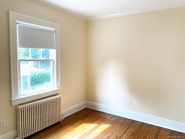 Building Photo - 18 S Eckar St