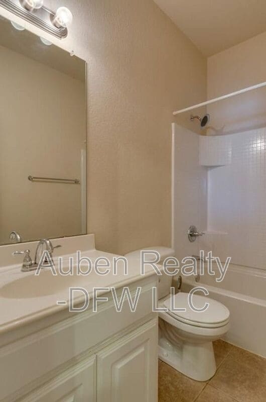 Building Photo - 4533 Wheatland Dr