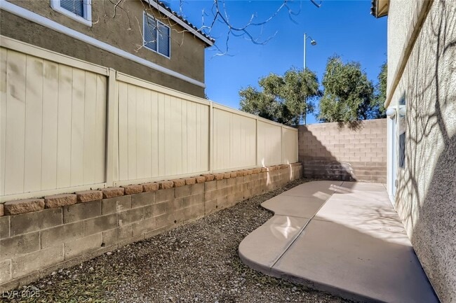 Building Photo - 8208 W Wildwood Glen Dr