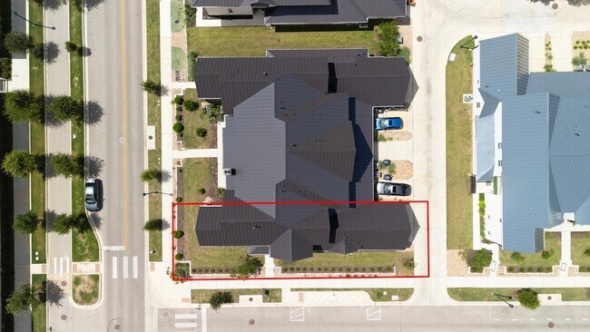Building Photo - 4412 Tilley St