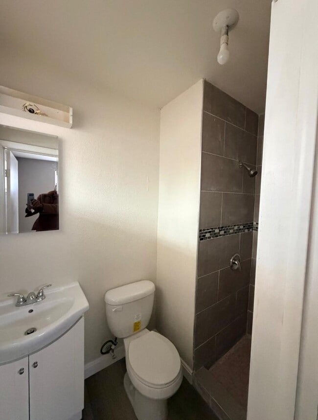 Building Photo - 5629 W Lincoln Creek Dr