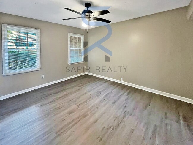 Building Photo - 5341 Ridgemere Ct