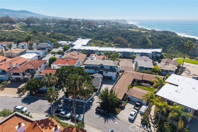 Building Photo - 237 Avenida Montalvo