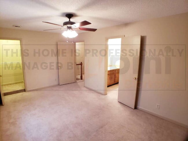Building Photo - 3046 Woody Ln