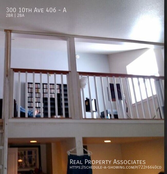 Building Photo - 300 10th Ave