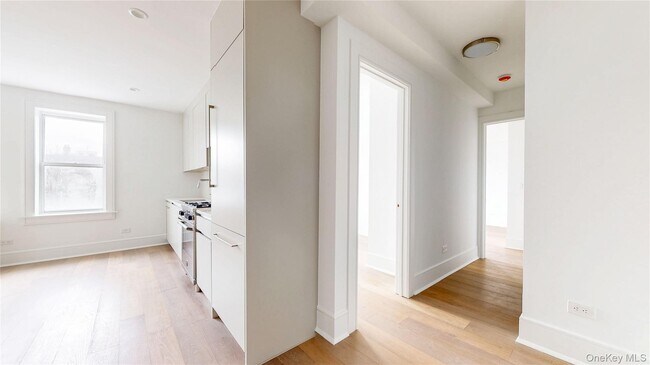 Building Photo - 148-09 Northern Blvd