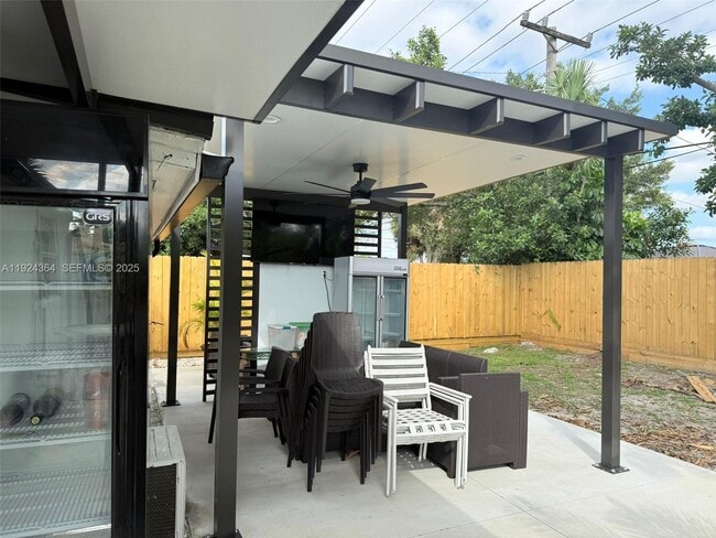 Building Photo - 16561 NW 19th Ave