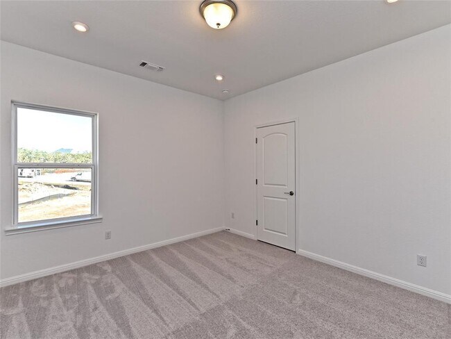 Building Photo - 270 Prairie Clover Dr