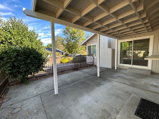Building Photo - Welcome to your new home!