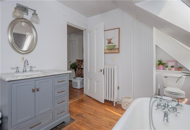 Building Photo - 1 Pell St