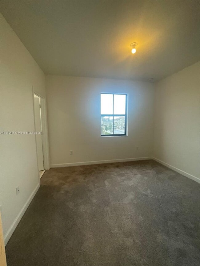 Building Photo - 24654 SW 118 Pl