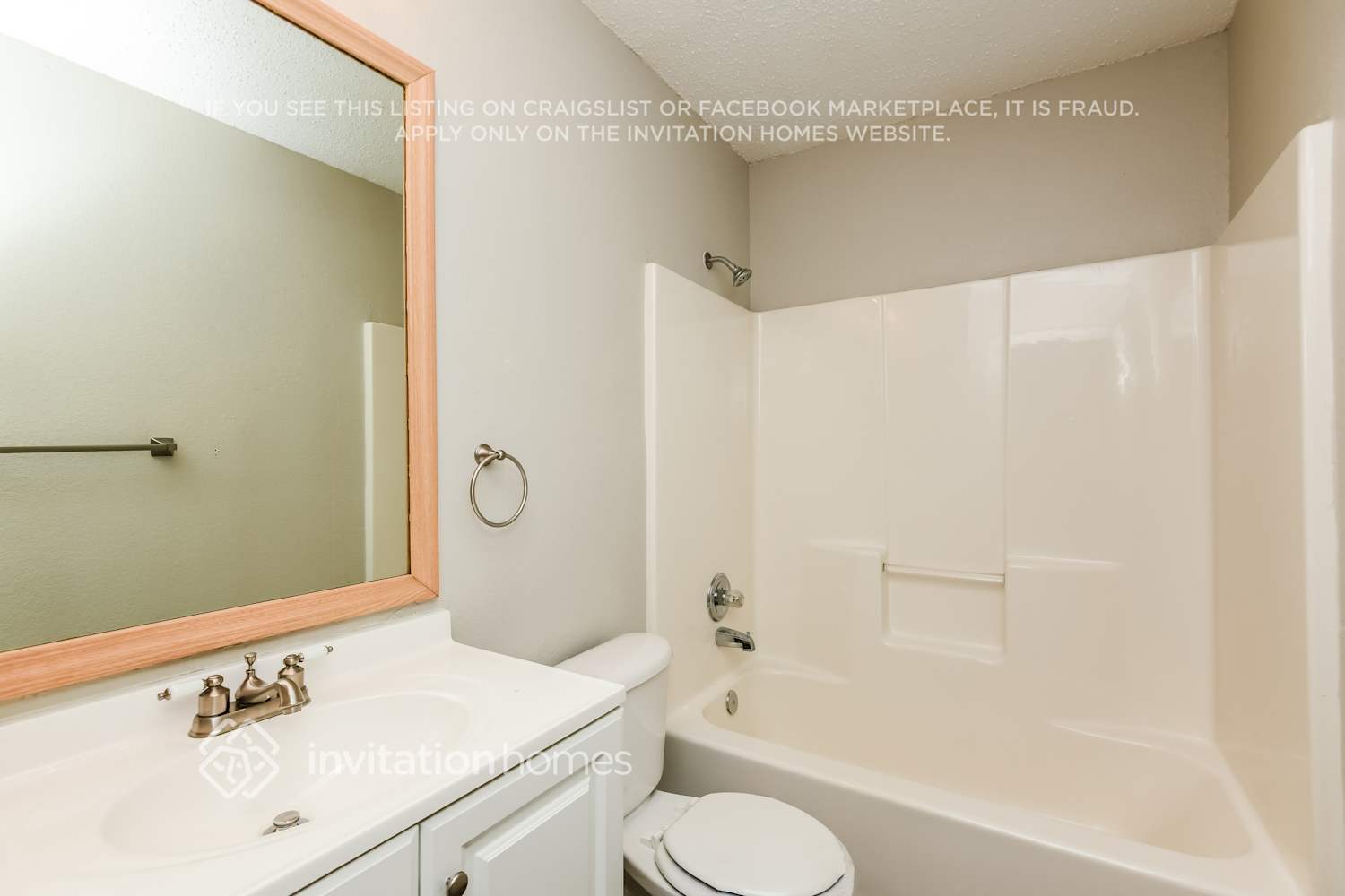 Building Photo - 9124 Friendswood Dr