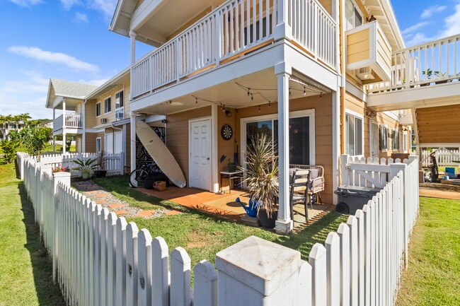 Building Photo - 94-510-510 Lumiaina St