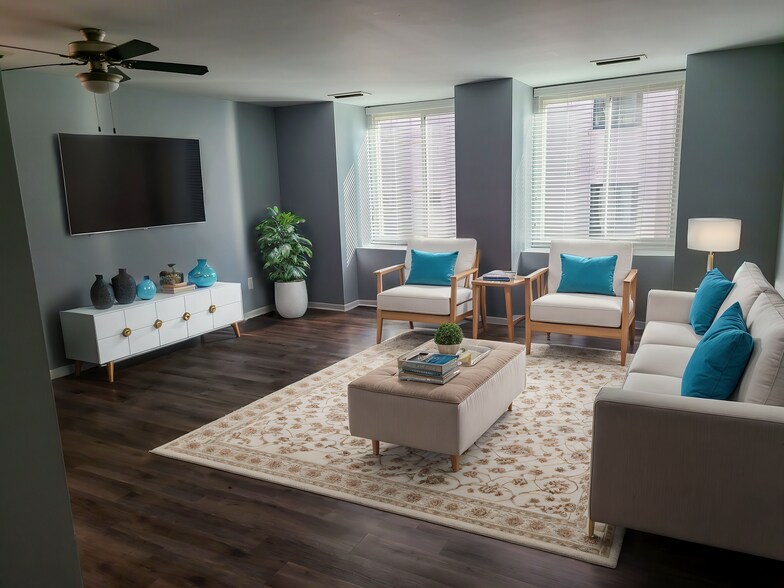 Primary Photo - The Claridge Apartments