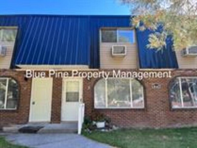 Primary Photo - 1445 S Emerson Ave