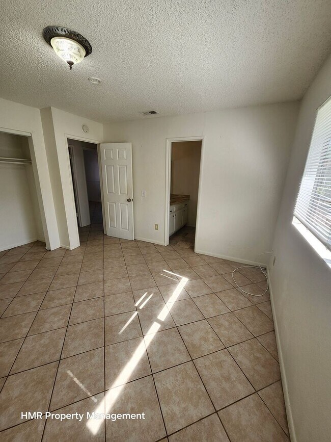 Building Photo - Beautiful House Norco
