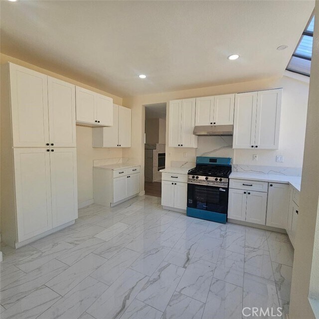 Building Photo - 2951 Wimbledon Dr