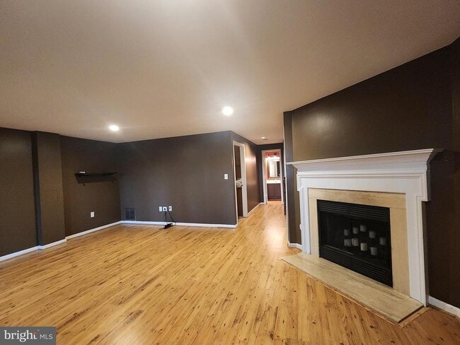 Building Photo - 14363 Long Channel Dr