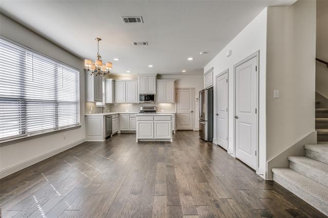 Building Photo - 3120 Gaylord Dr