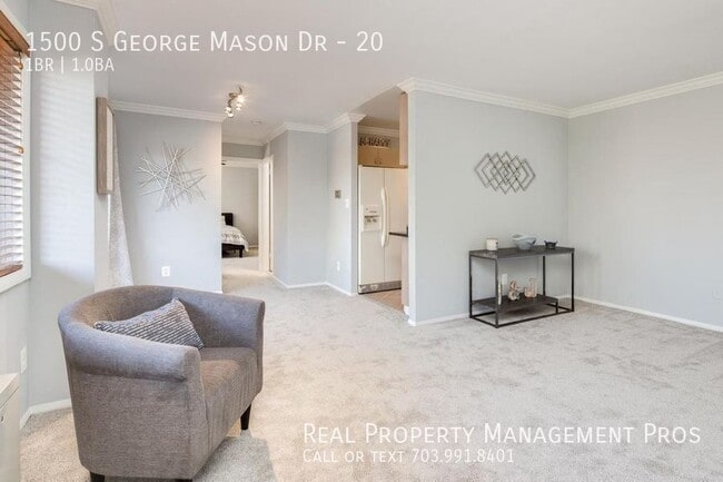 Building Photo - 1500 S George Mason Dr