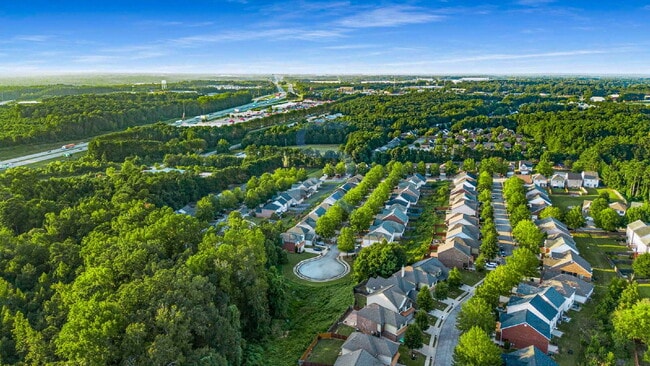 Building Photo - 317 Clover Brook Dr