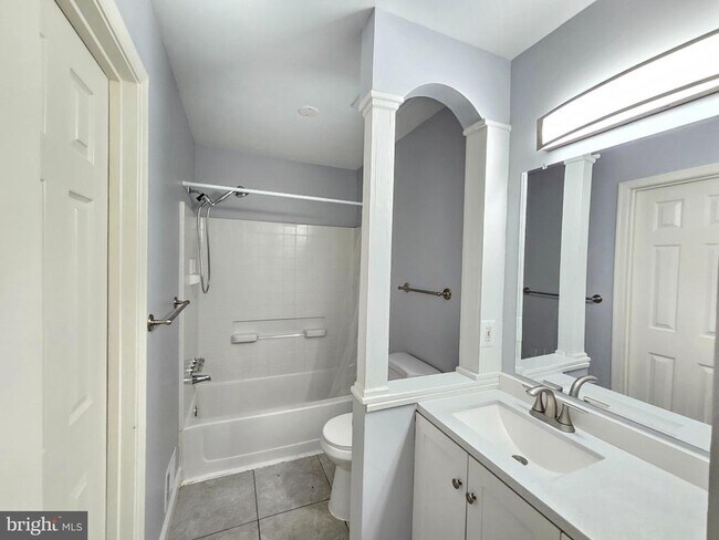 Building Photo - 8505 Cherry Heights Ct