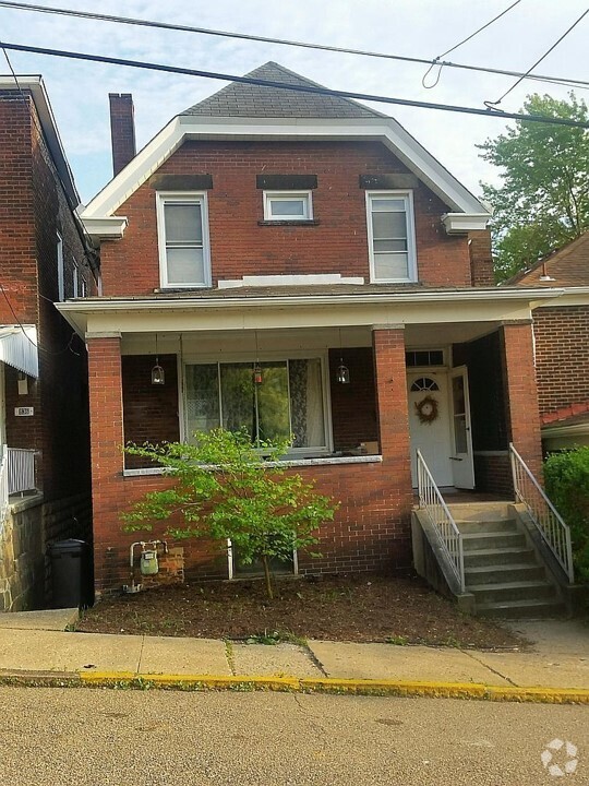 Building Photo - 834 Lilac St