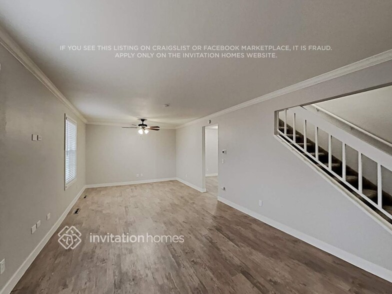 Building Photo - 3714 S Pitkin Cir