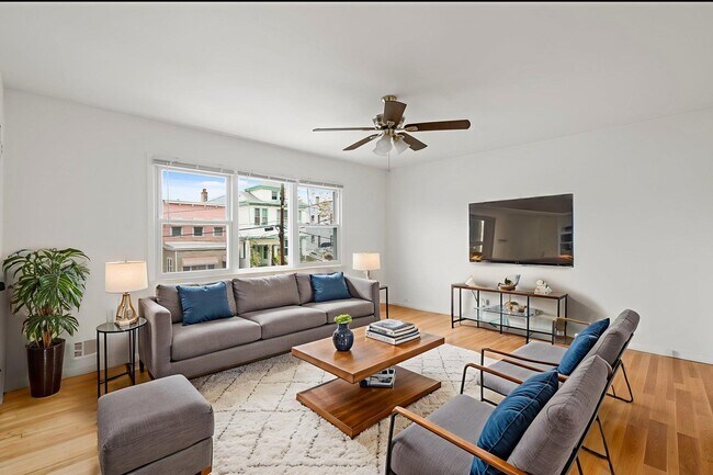 Building Photo - 14 Olean Ave