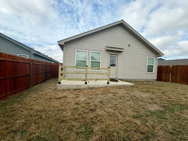 Building Photo - Upgraded New Construction 4/2 with Extended Patio + Park Views